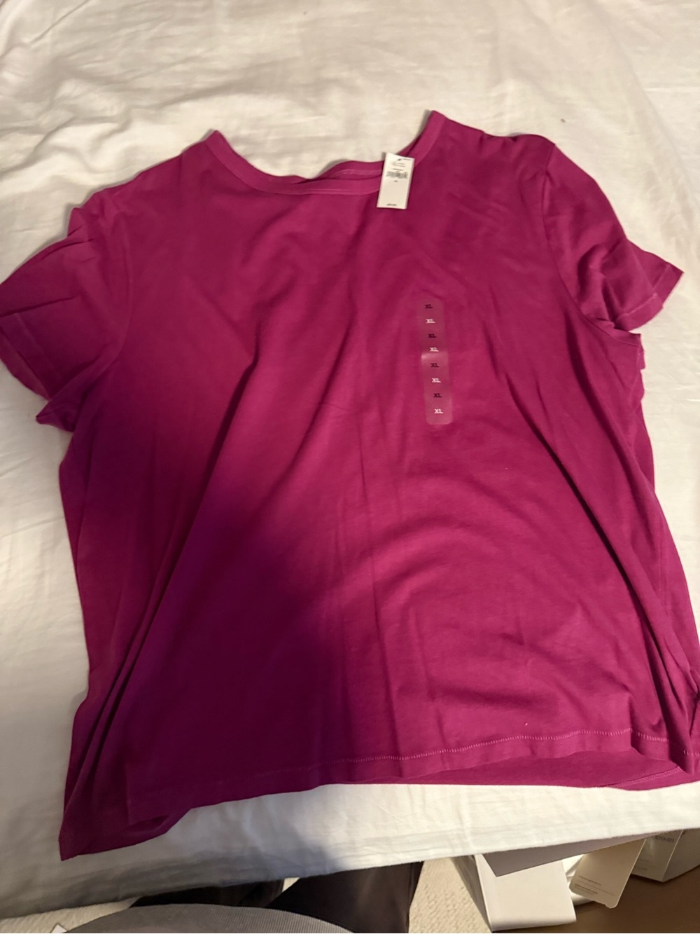 GAP Women's Short-Sleeve Crew Tee in Fuchsia
